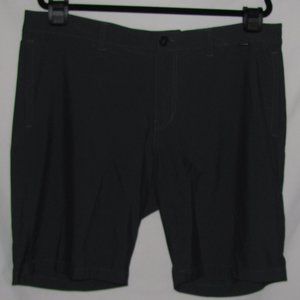 Mens' Travis Mathew Gray Striped Golf Shorts Size 40